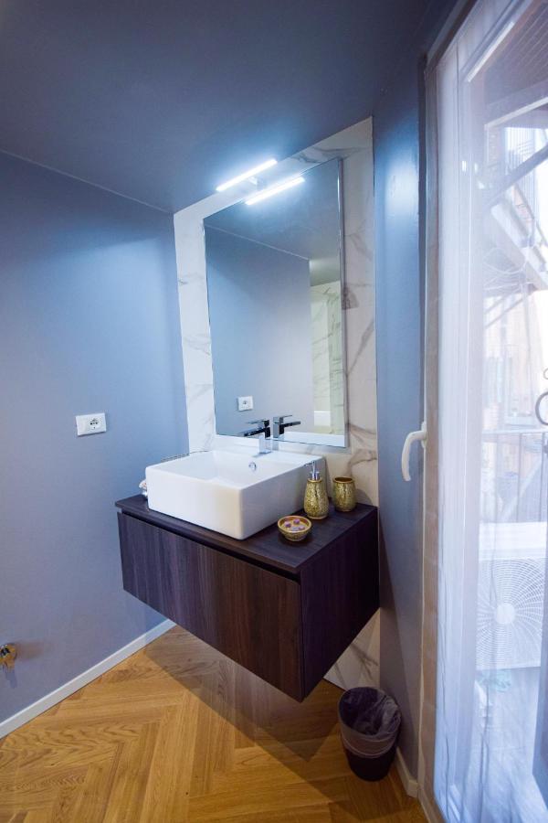 Sibilla Suite Apartment - Via Piella 14 Болонья Экстерьер фото